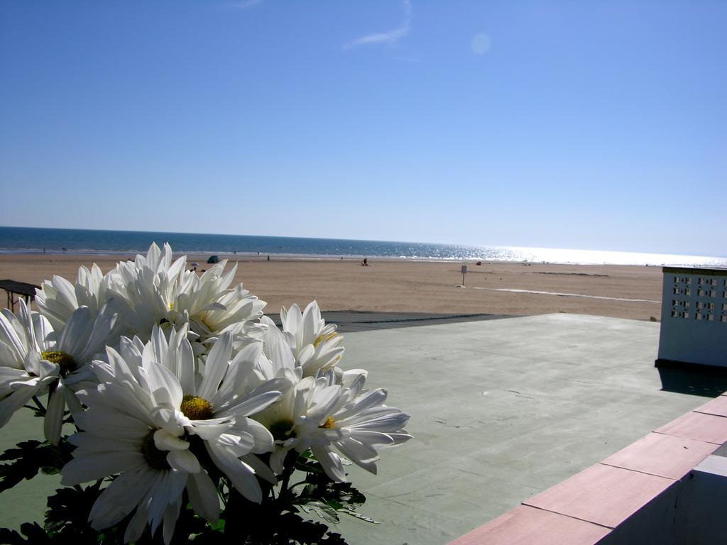Apartamentos Calypso Punta Umbría Стая снимка